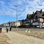 Appartement Trouville Les Bains A Deux Pas De La Plage